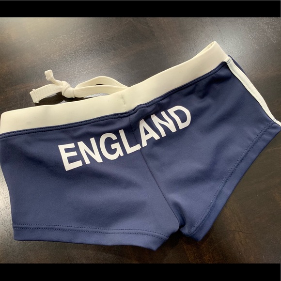 FIFA WORLD CUP England 2014 Boys Swim Short Size 4 - Picture 4 of 8
